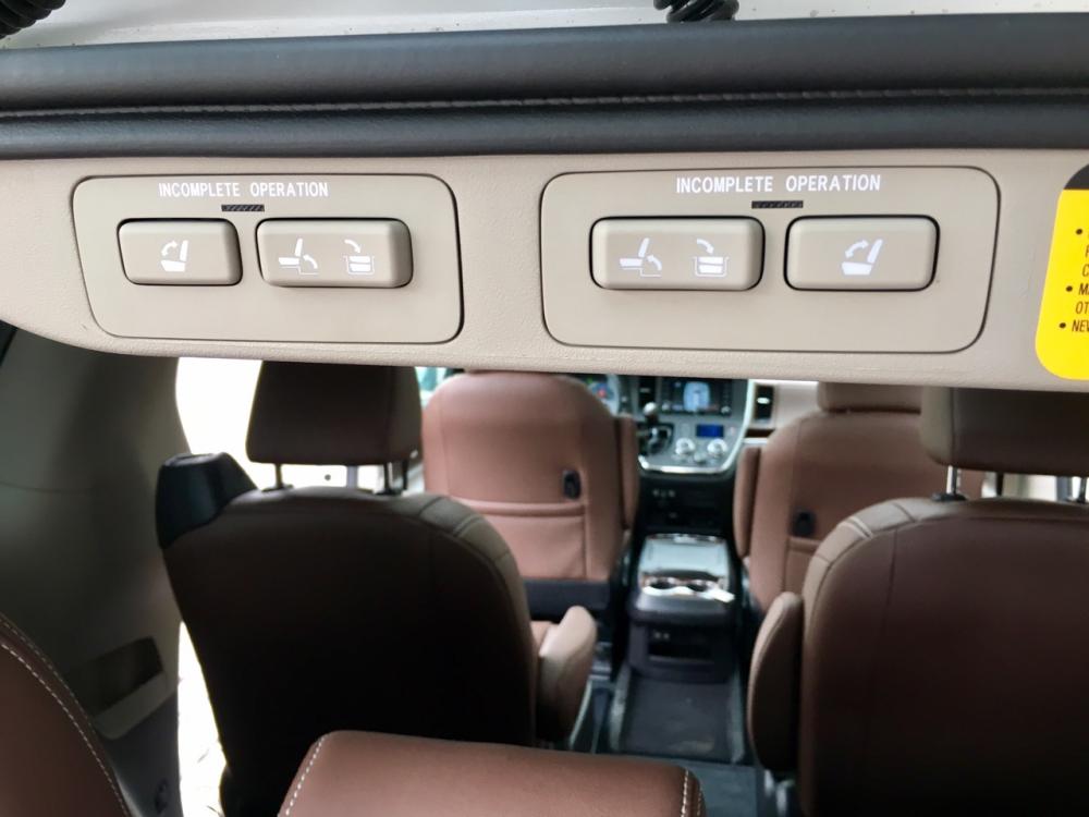 Toyota Sienna Limited 2019 - Cần bán xe Toyota Sienna Limited Model 2020, màu trắng, xe nhập Mỹ giá tốt, LH 0905.098888 - 0982.84.2838