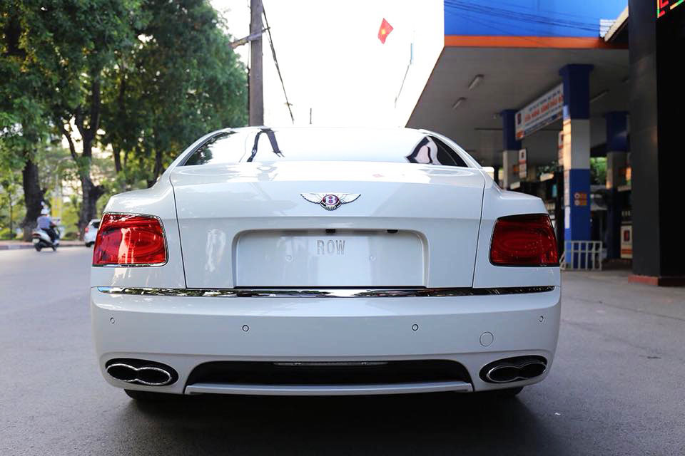 Bentley Continental Flying Spur Mới   V8 4.0 2015 - Xe Mới Bentley Continental Flying Spur V8 4.0 2015