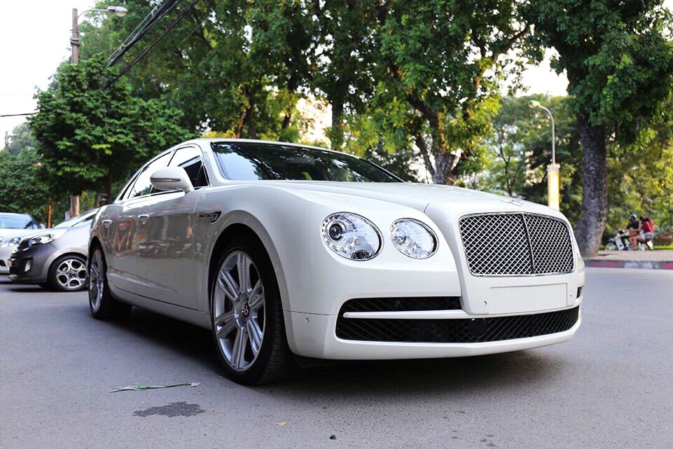 Bentley Continental Flying Spur Mới   V8 4.0 2015 - Xe Mới Bentley Continental Flying Spur V8 4.0 2015