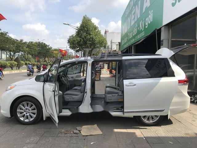 Toyota Sienna 2013 - Bán xe Toyota Sienna 2013, màu trắng