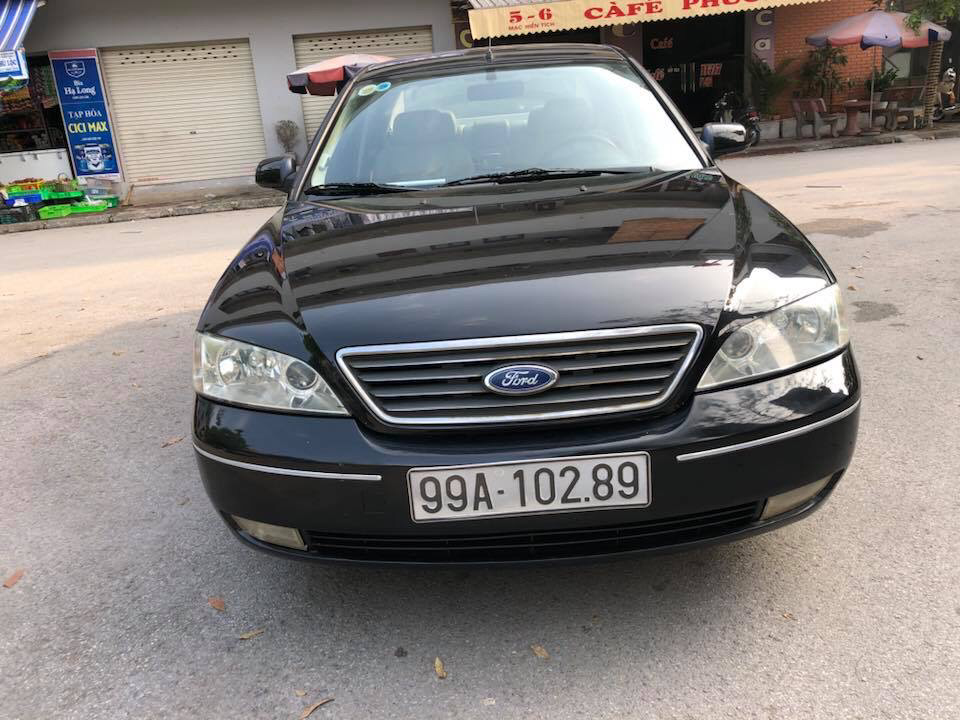 Ford Mondeo 2003 - Bán xe Ford Mondeo máy 2.0 số tự động, năm 2003 màu đen, 162 triệu