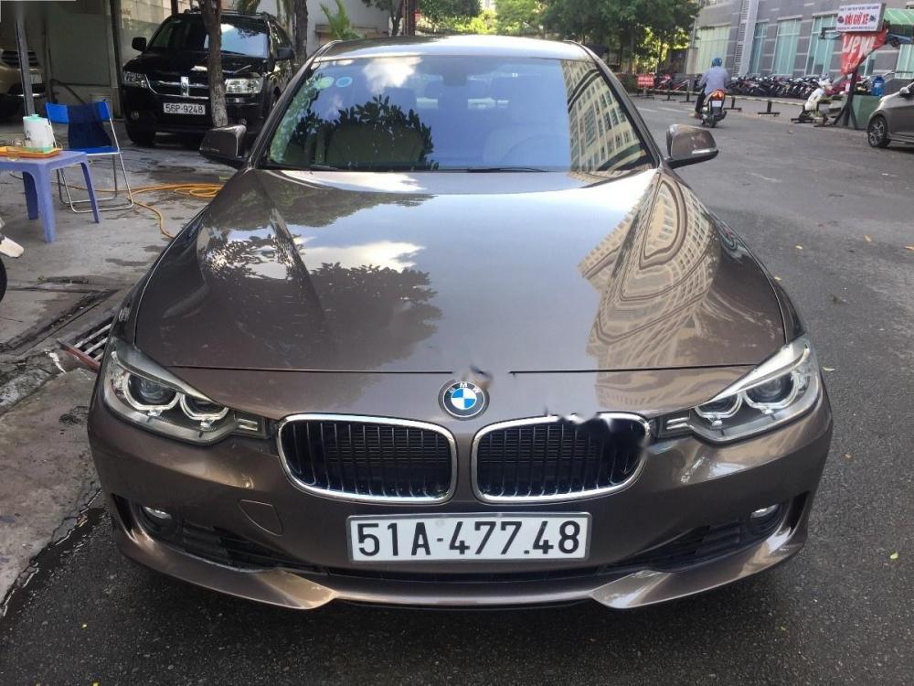 BMW 3 Series 320I 2013 - Cần bán xe BMW 3 Series 320I sản xuất năm 2013, màu nâu, nhập khẩu nguyên chiếc, giá tốt