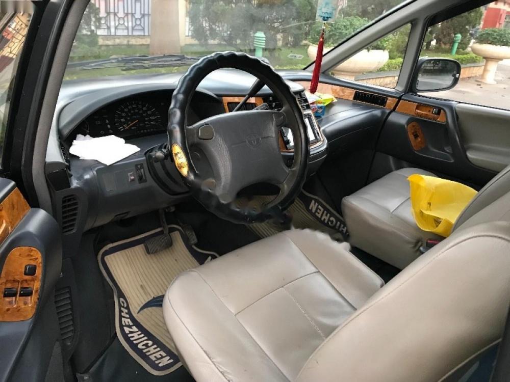 Toyota Previa LE 1995 - Bán xe Toyota Previa LE đời 1995, màu xám, nhập khẩu