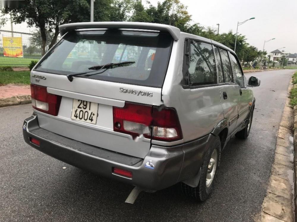 Ssangyong Musso 2.3 MT 2003 - Cần bán xe Ssangyong Musso 2.3 MT sản xuất 2003, màu bạc, giá chỉ 140 triệu