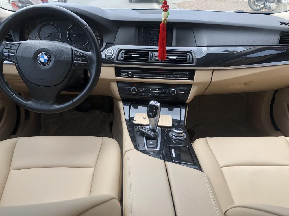 BMW 5 Series 523i 2010 - Bán xe BMW 5 Series 523i model 2011, ngoại thất M5, xe nhập nguyên chiếc