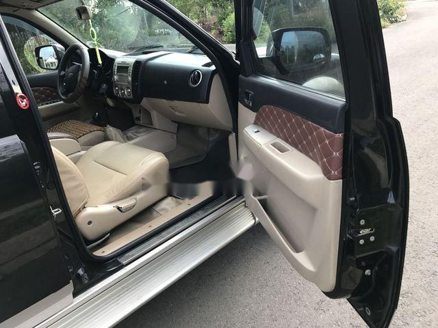 Ford Everest 2008 - Gia đình bán xe Ford Everest đời 2008, màu đen