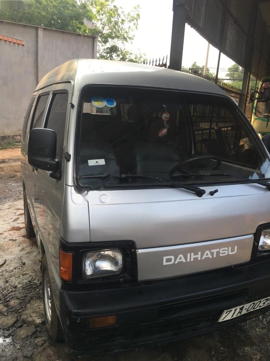 Daihatsu Charade 1993 - Cần bán xe Daihatsu Charade đời 1993, màu bạc, nhập khẩu nguyên chiếc, giá 45tr