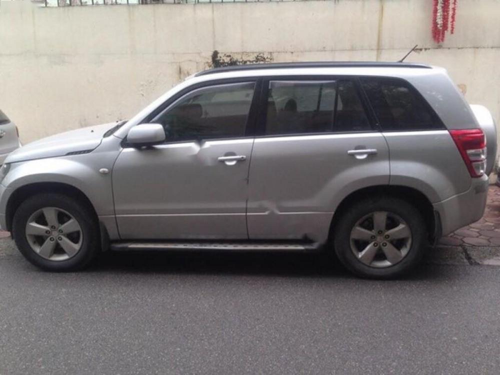 Suzuki Vitara 2011 - Bán Suzuki Vitara sản xuất 2011, màu bạc, nhập khẩu nguyên chiếc, giá 552tr