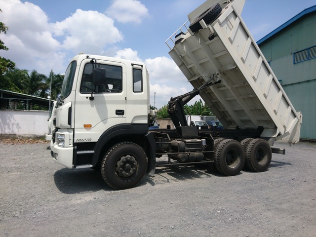 Hyundai HD 270 2016 - Bán Hyundai Ben 15T sản xuất 2016, màu trắng, nhập khẩu