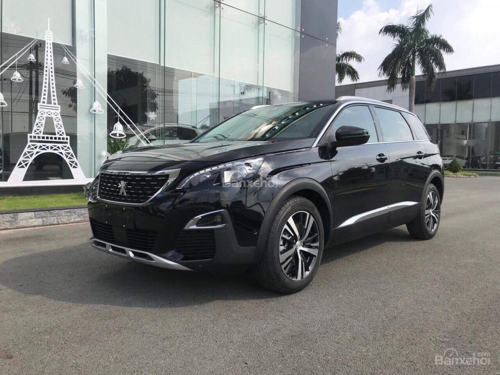 Peugeot 5008 2018 - Peugeot Tây Ninh bán xe Peugeot 5008 dòng xe 7 chỗ gầm cao màu đen mới 100%