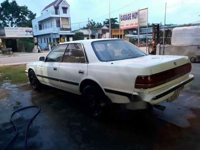 Toyota Chaser 1988 - Cần bán xe Toyota Chaser năm sản xuất 1988, màu trắng, 50 triệu