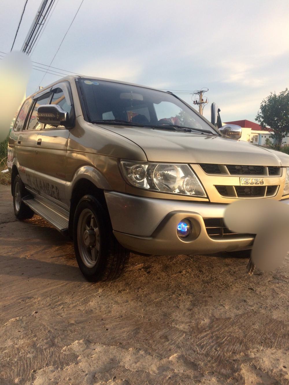 Isuzu Amigo 2009 - Cần bán Isuzu Amigo năm sản xuất 2009, màu vàng chính chủ