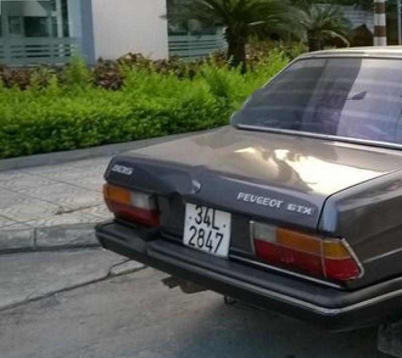 Peugeot 305 1985 - Cần bán lại xe Peugeot 305 đời 1985, nhập khẩu nguyên chiếc, 65tr