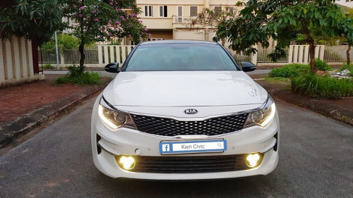 Kia Optima  2.0 AT  2016 - Cần bán xe Kia Optima 2.0 AT năm sản xuất 2016, màu trắng, 750tr