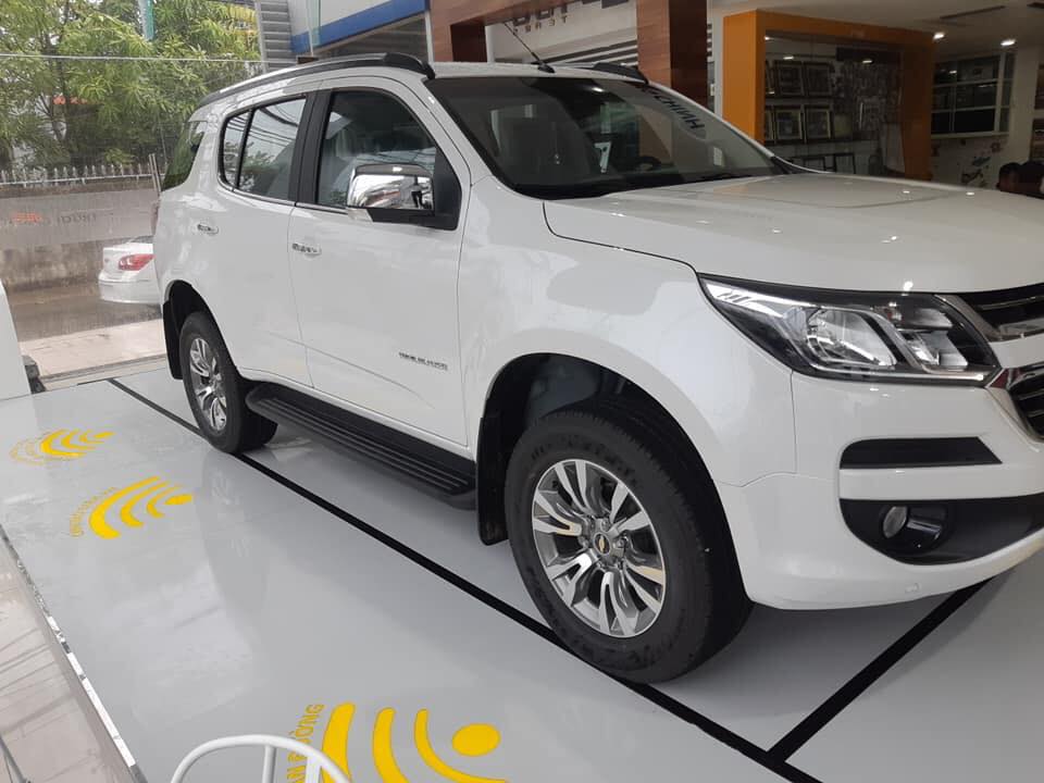 Chevrolet Colorado LTZ 2018 - Bán xe Chevrolet Trailblazer LTZ đời 2018, khuyến mãi khủng, quà tặng hấp dẫn, hỗ trợ vay ngân hàng 80 % giá trị xe