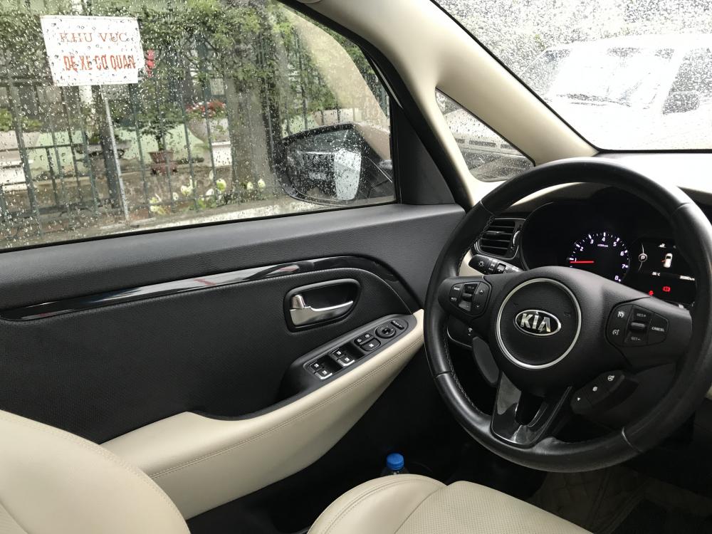 Kia Rondo Gath 2015 - Bán xe gia đình Kia Rondo 2.0 bản GATH Full kịch màu trắng đẹp nguyên bản