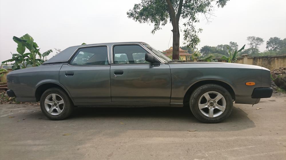 Mazda 929 LA2VS  1982 - Bán Mazda 929 LA2VS năm sản xuất 1982, màu xám (ghi), xe nhập