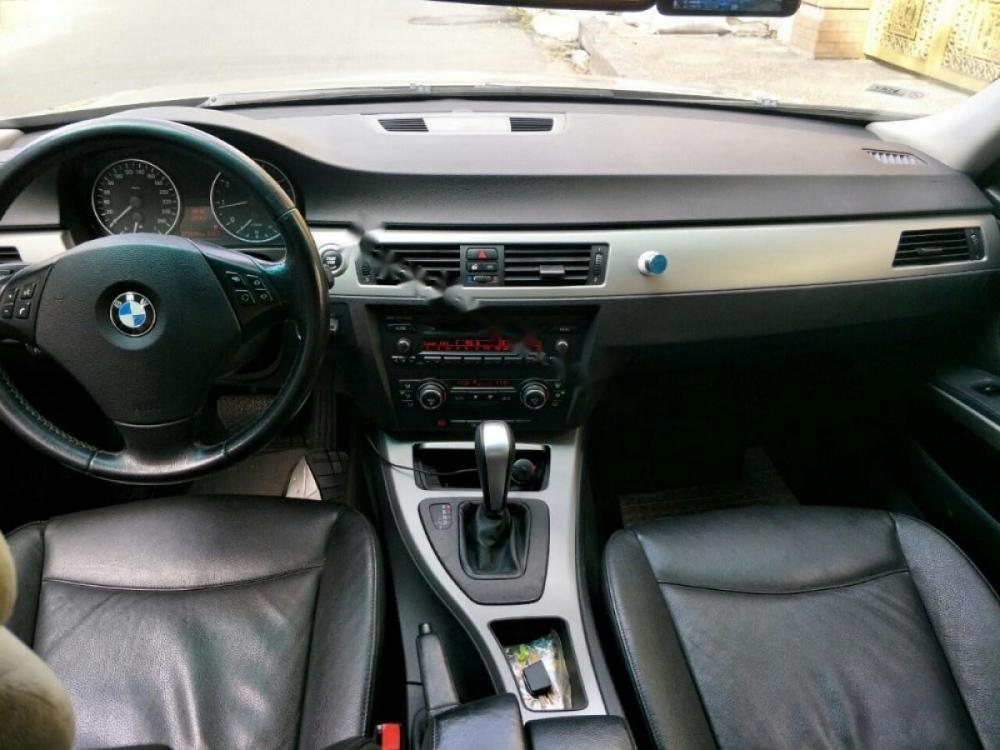 BMW 3 Series 320i 2007 - Bán ô tô BMW 3 Series 320i sản xuất năm 2007, màu nâu, xe nhập