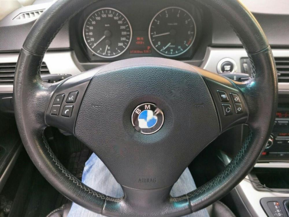 BMW 3 Series 320i 2007 - Bán ô tô BMW 3 Series 320i sản xuất năm 2007, màu nâu, xe nhập