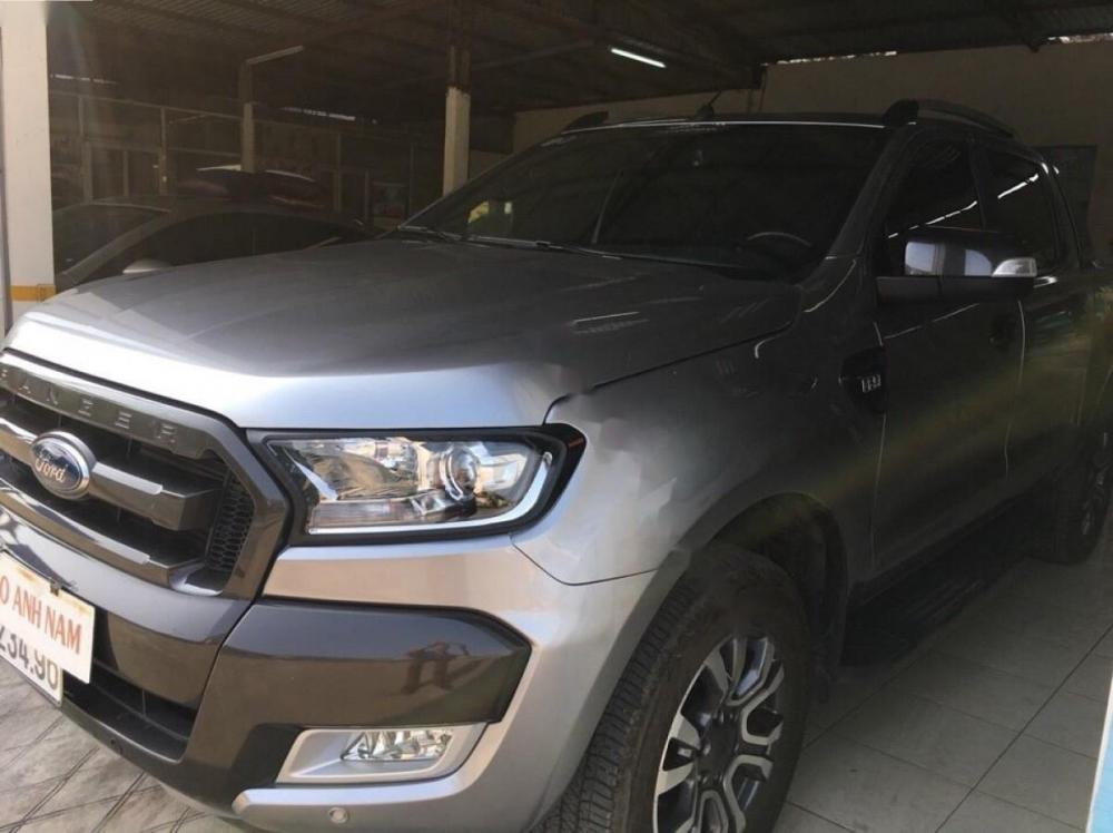 Ford Ranger Wildtrak 3.2L 4x4 AT 2016 - Bán Ford Ranger Wildtrak 3.2L 4x4 AT sản xuất 2016, màu bạc, xe nhập, 828tr