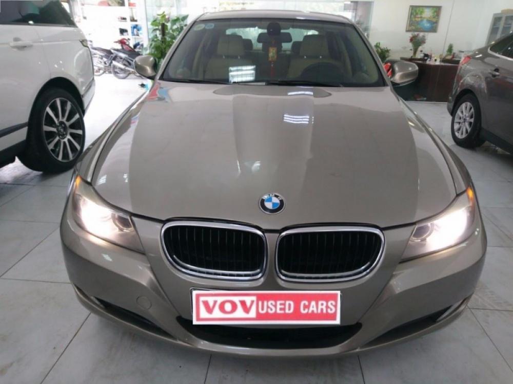 BMW 3 Series 320i 2009 - Bán BMW 3 Series 320i đời 2009, màu vàng, nhập khẩu