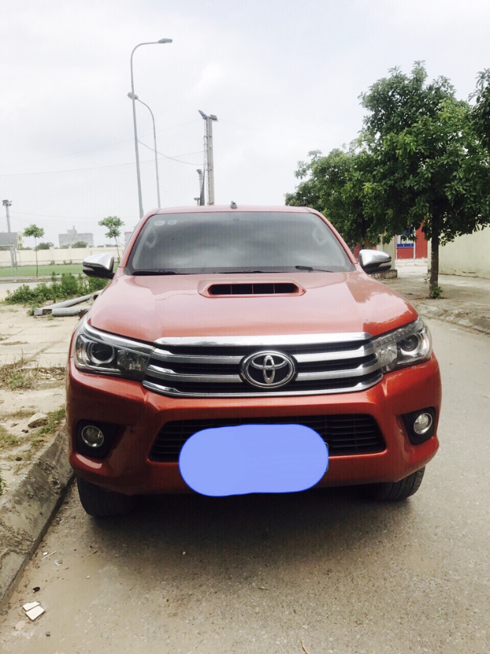 Toyota Hilux 3.0G AT 2016 - Bán Toyota Hilux 3.0G AT năm 2016, màu đỏ, nhập khẩu Thái số tự động, 800 triệu