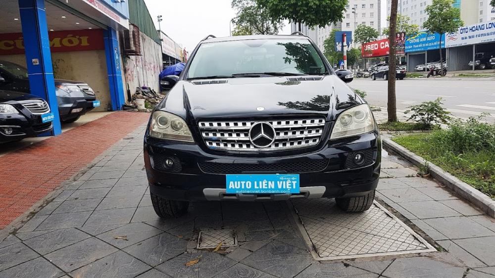 Mercedes-Benz ML Class 2006 - Cần bán gấp Mercedes đời 2006, màu đen