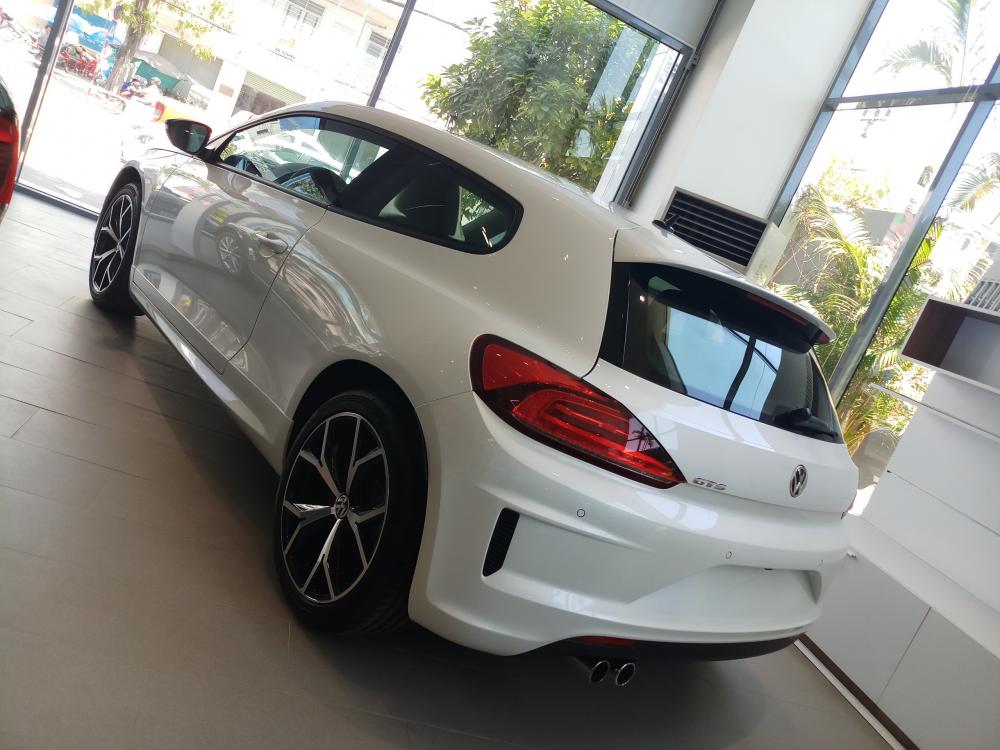 Volkswagen Scirocco GTS 2018 - Chỉ cần trả trước 365 triệu để rước Volkswagen Scirocco GTS đời 2018, nhập khẩu, màu trắng