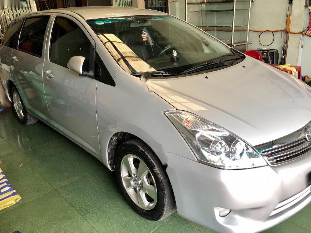 Toyota Wish 2.0 AT 2009 - Cần bán lại xe Toyota Wish 2.0 AT 2009, màu bạc, nhập khẩu nguyên chiếc số tự động