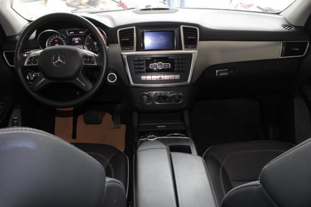 Mercedes-Benz ML Class 250 CDi 2014 - Cần bán lại xe Mercedes 250 CDi sản xuất năm 2014, màu trắng, xe nhập