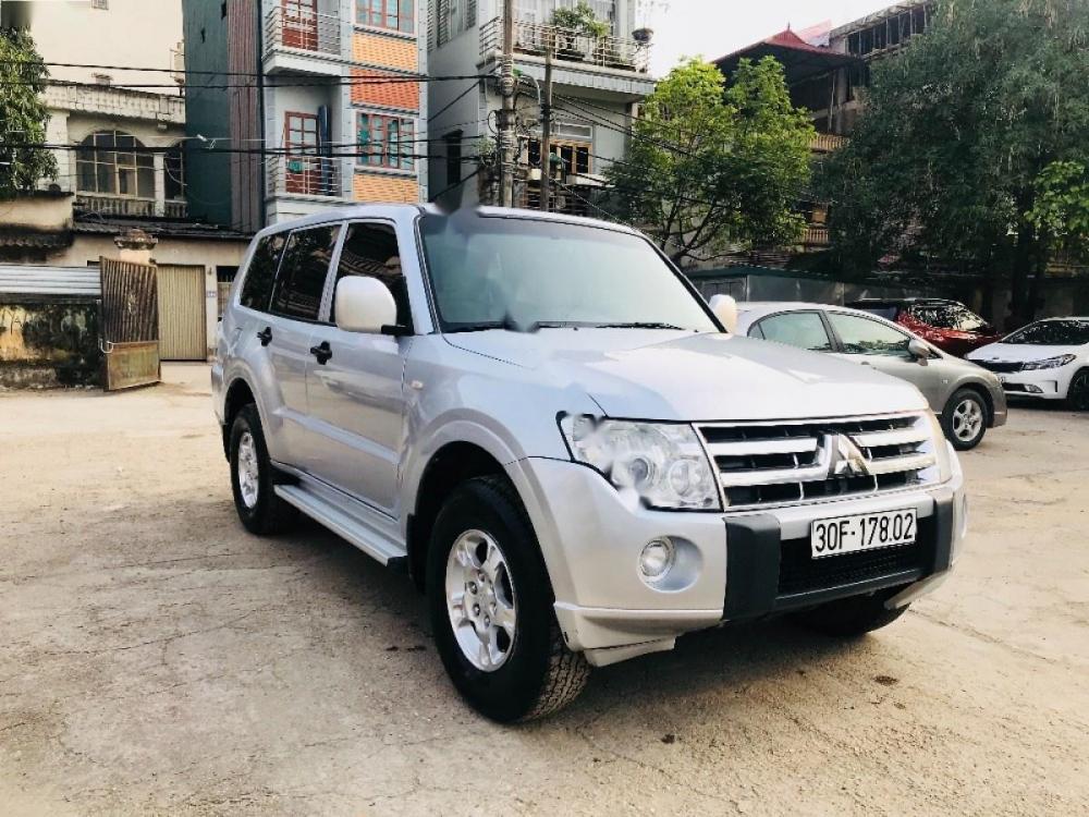 Mitsubishi Pajero 3.0 2008 - Bán xe Mitsubishi Pajero 3.0 đời 2008, màu bạc, nhập khẩu nhật bản chính chủ