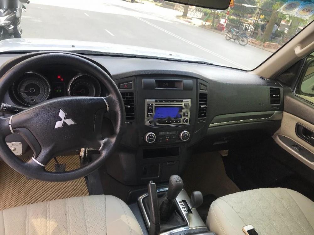 Mitsubishi Pajero 3.0 2008 - Bán xe Mitsubishi Pajero 3.0 đời 2008, màu bạc, nhập khẩu nhật bản chính chủ