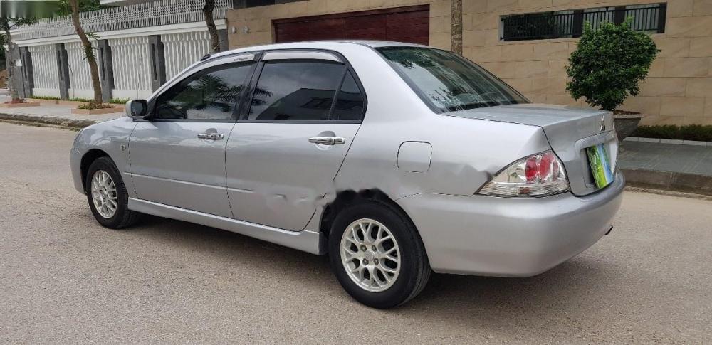 Mitsubishi Lancer 1.6AT 2004 - Cần bán xe Mitsubishi Lancer 1.6AT sản xuất 2004