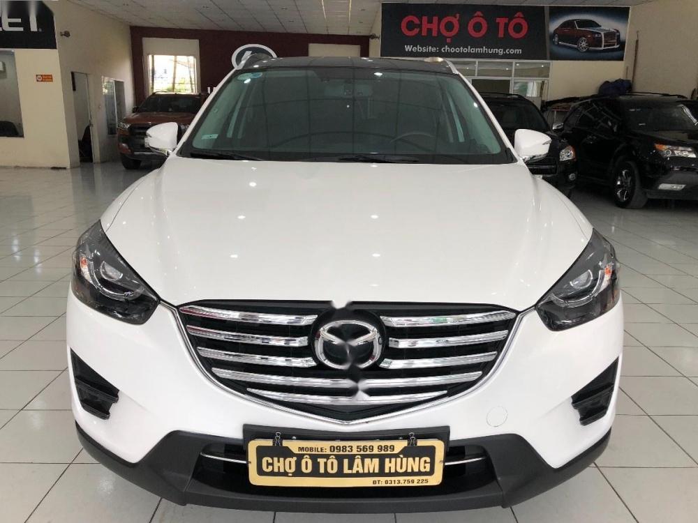 Mazda CX 5 2.0 AT 2017 - Cần bán gấp Mazda CX 5 2.0 AT sản xuất 2017, màu trắng chính chủ, 808 triệu