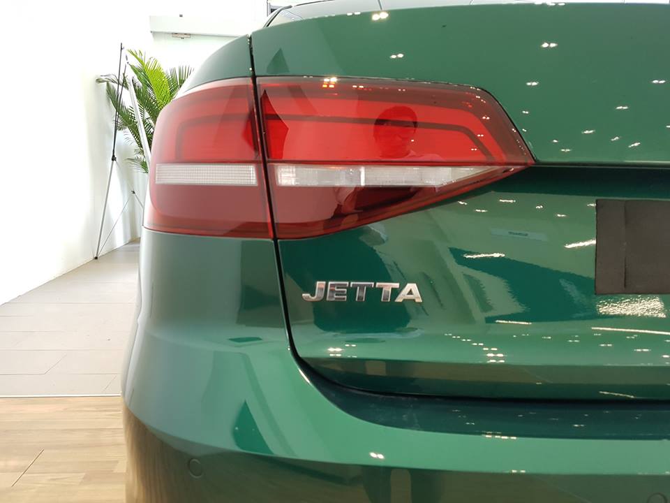 Volkswagen Jetta   2018 - Cần bán xe Volkswagen Jetta New đời 2018, màu xanh lục, nhập khẩu, giá chỉ 899 triệu