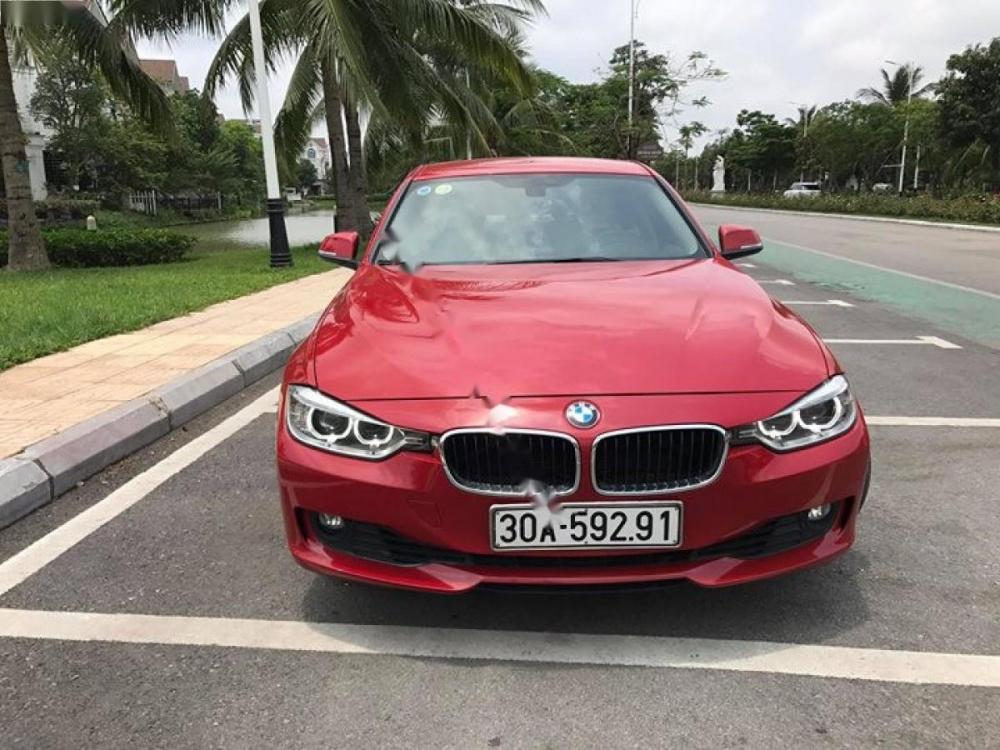 BMW 3 Series 320i 2014 - Bán ô tô BMW 3 Series 320i sản xuất 2014, màu đỏ, xe nhập