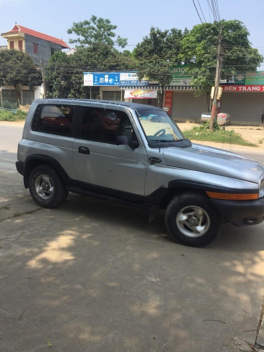 Ssangyong Korando 2001 - Bán Ssangyong Korando 2001, màu bạc, nhập khẩu, 115 triệu