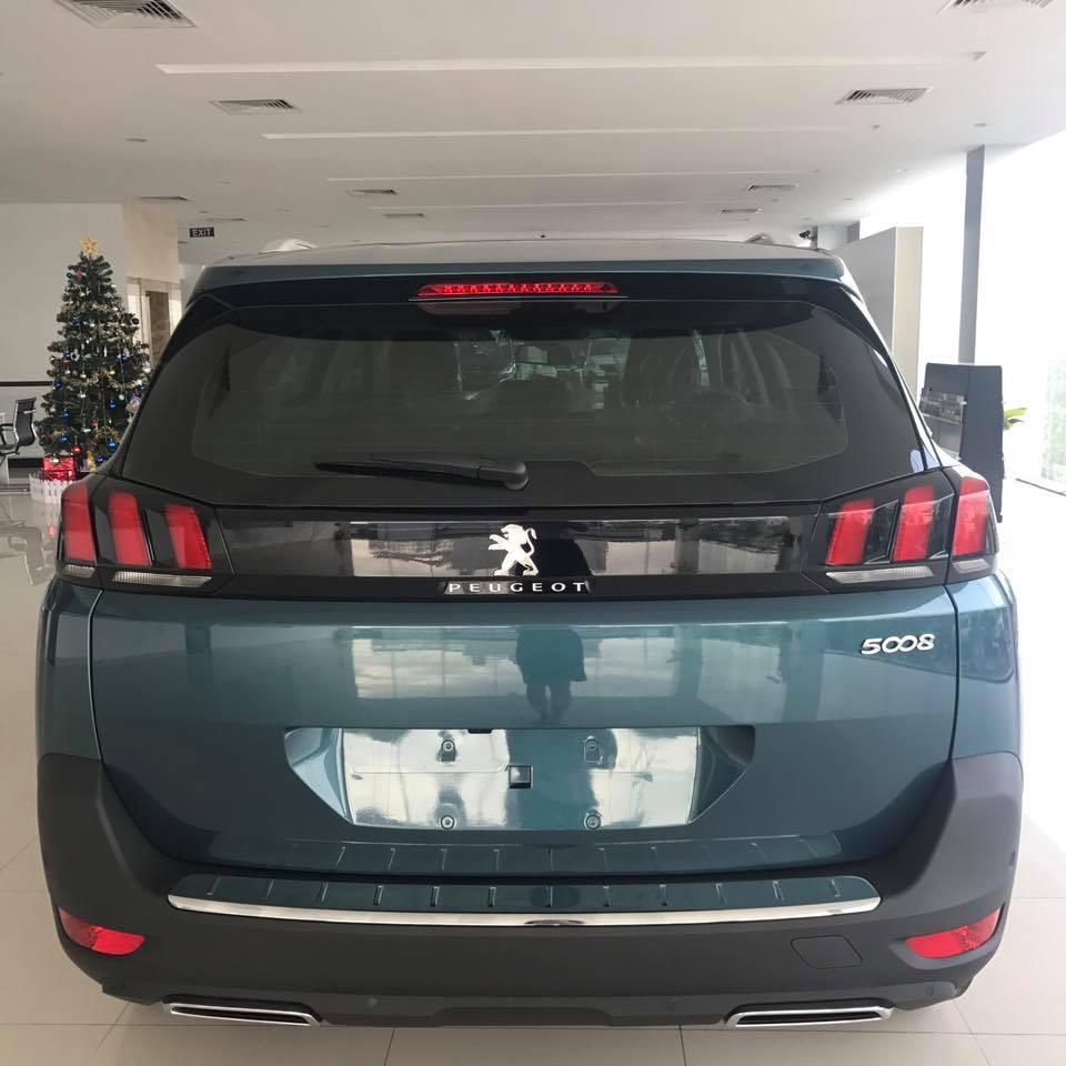 Peugeot 2018 - Bán ô tô Peugeot 5008 sản xuất 2018, nhập khẩu