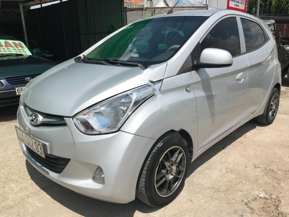 Hyundai Eon 0.8 2011 - Chính chủ bán Hyundai Eon 0.8 2011, màu bạc, xe nhập