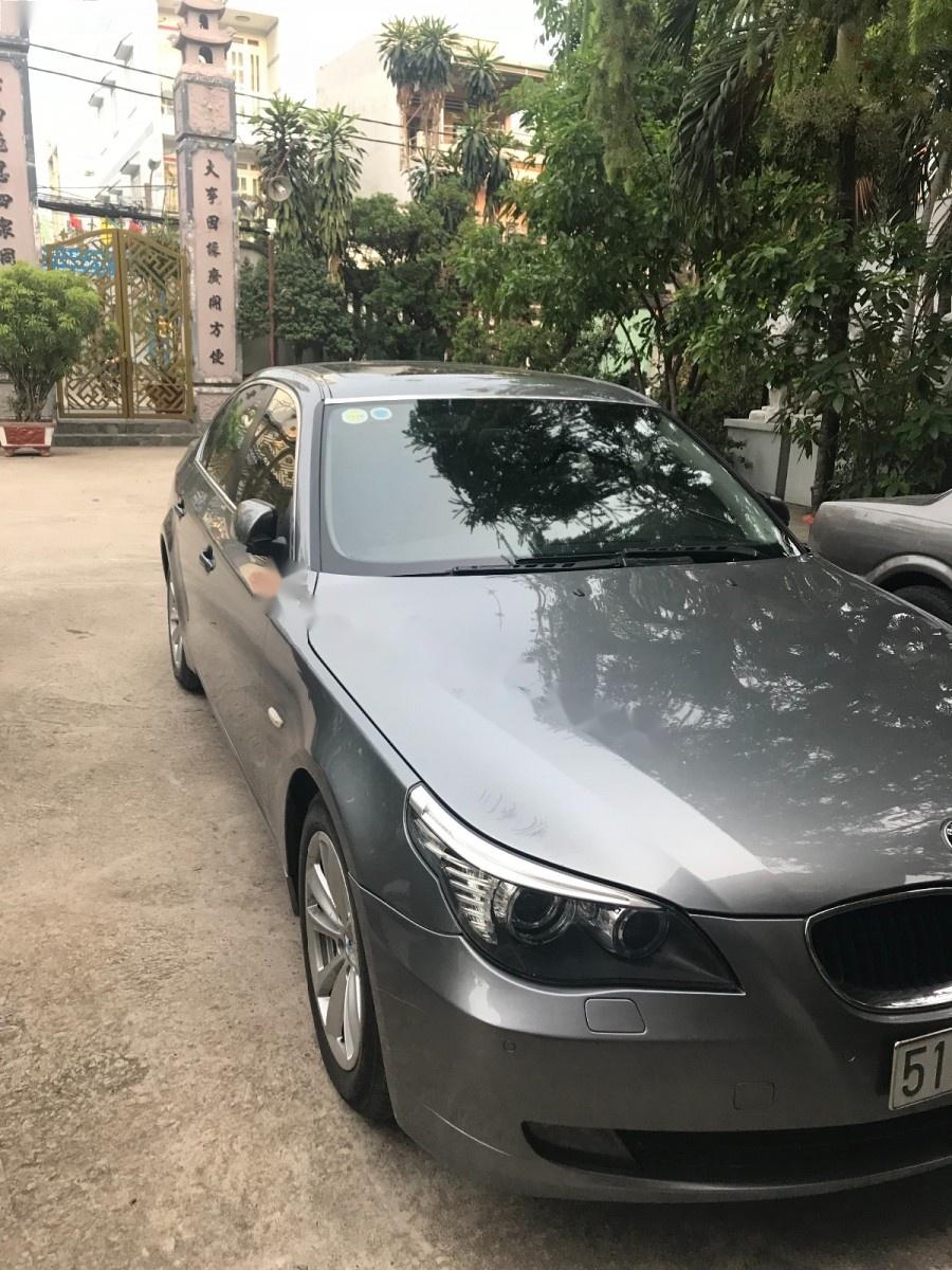 BMW 5 Series 530i 2008 - Bán BMW 5 Series 530i sản xuất năm 2008, màu xám, xe nhập, 620tr