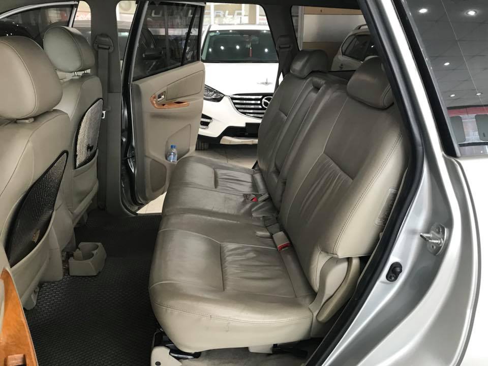 Toyota Innova 2.0AT 2008 - Cần bán xe Toyota Innova 2.0AT năm 2008, màu bạc số tự động, giá 419tr