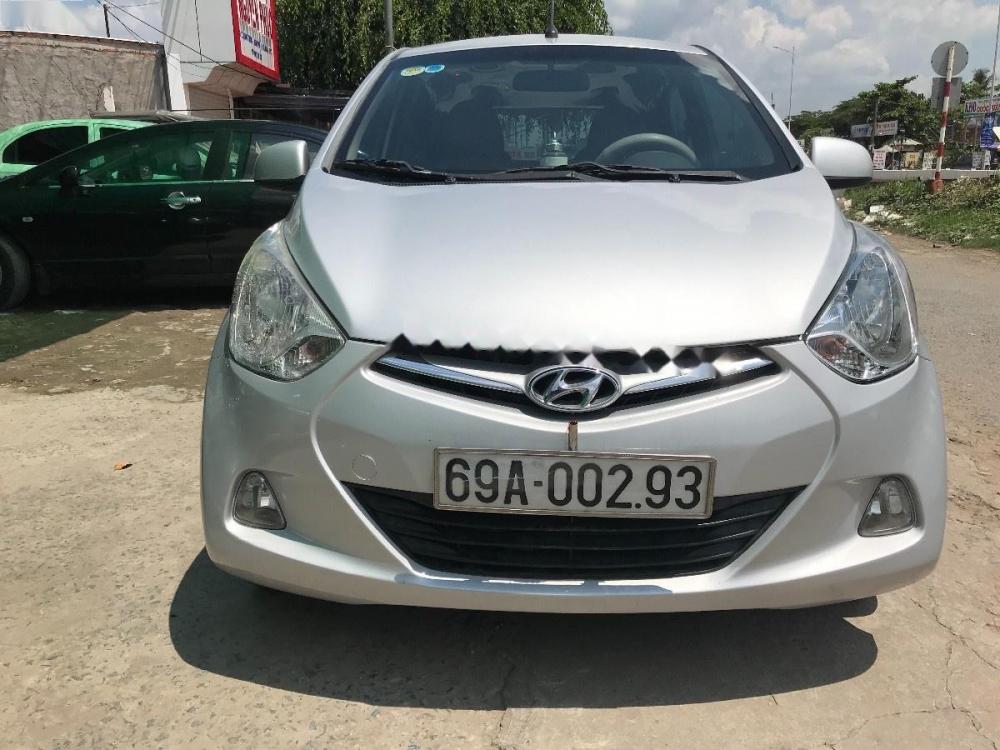 Hyundai Eon 0.8 2011 - Chính chủ bán Hyundai Eon 0.8 2011, màu bạc, xe nhập