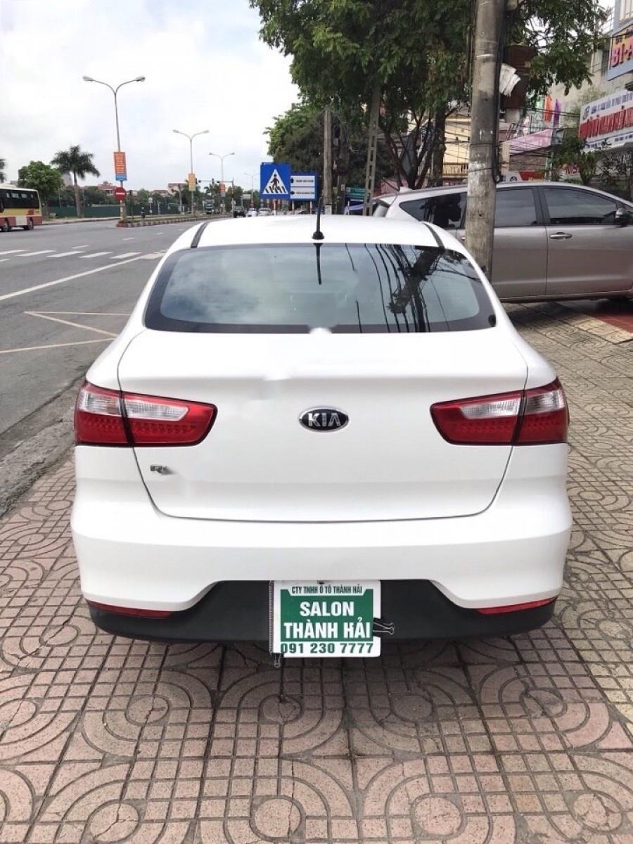 Kia Rio 1.4 AT 2015 - Cần bán gấp Kia Rio 1.4 AT đời 2015, màu trắng, nhập khẩu nguyên chiếc