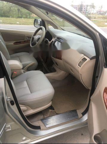 Toyota Innova 2008 - Cần bán gấp Toyota Innova sản xuất 2008, màu ghi vàng 