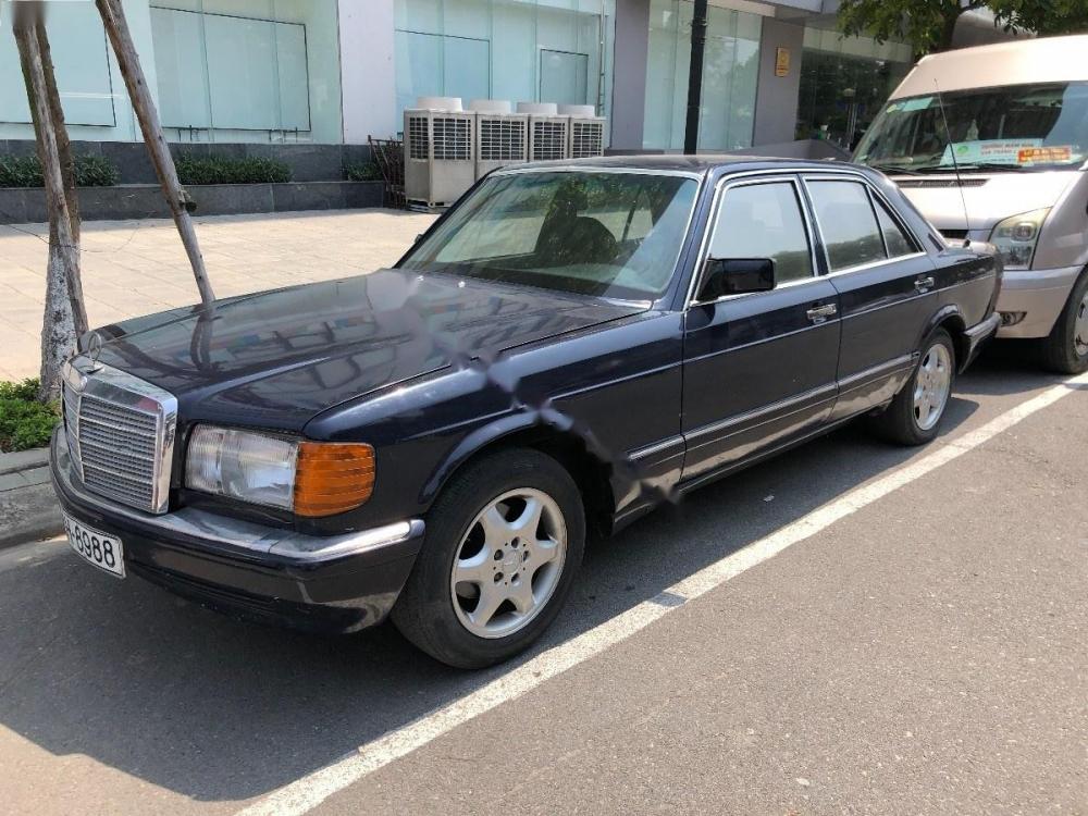 Mercedes-Benz E class   1990 - Cần bán gấp Mercedes 1990, màu xanh lam, nhập khẩu