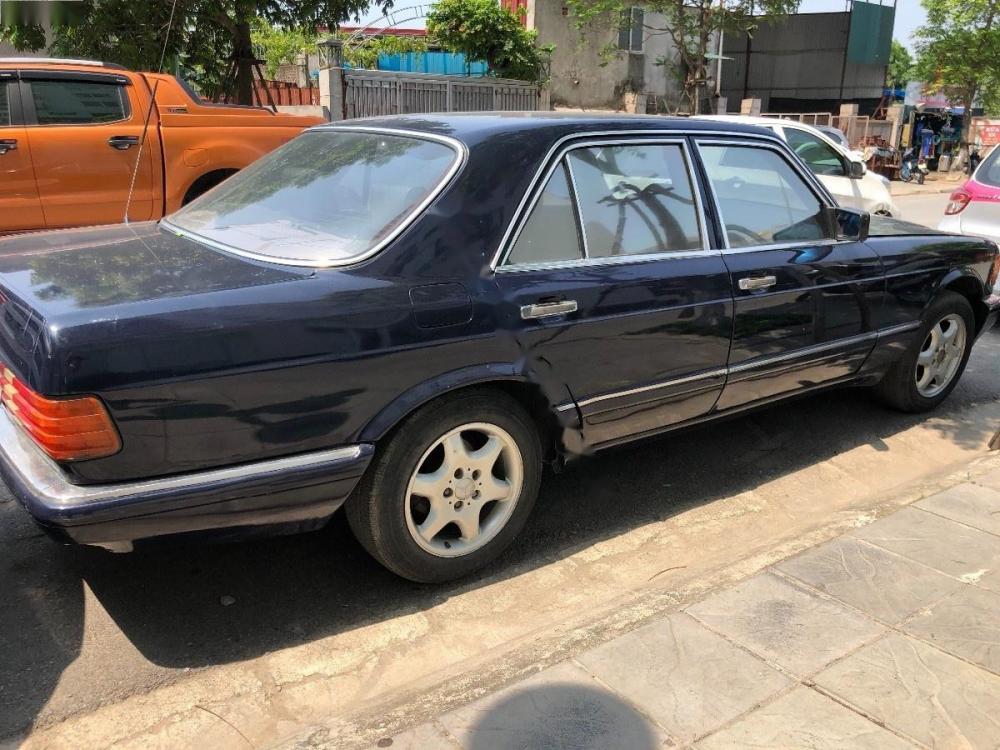 Mercedes-Benz E class   1990 - Cần bán gấp Mercedes 1990, màu xanh lam, nhập khẩu