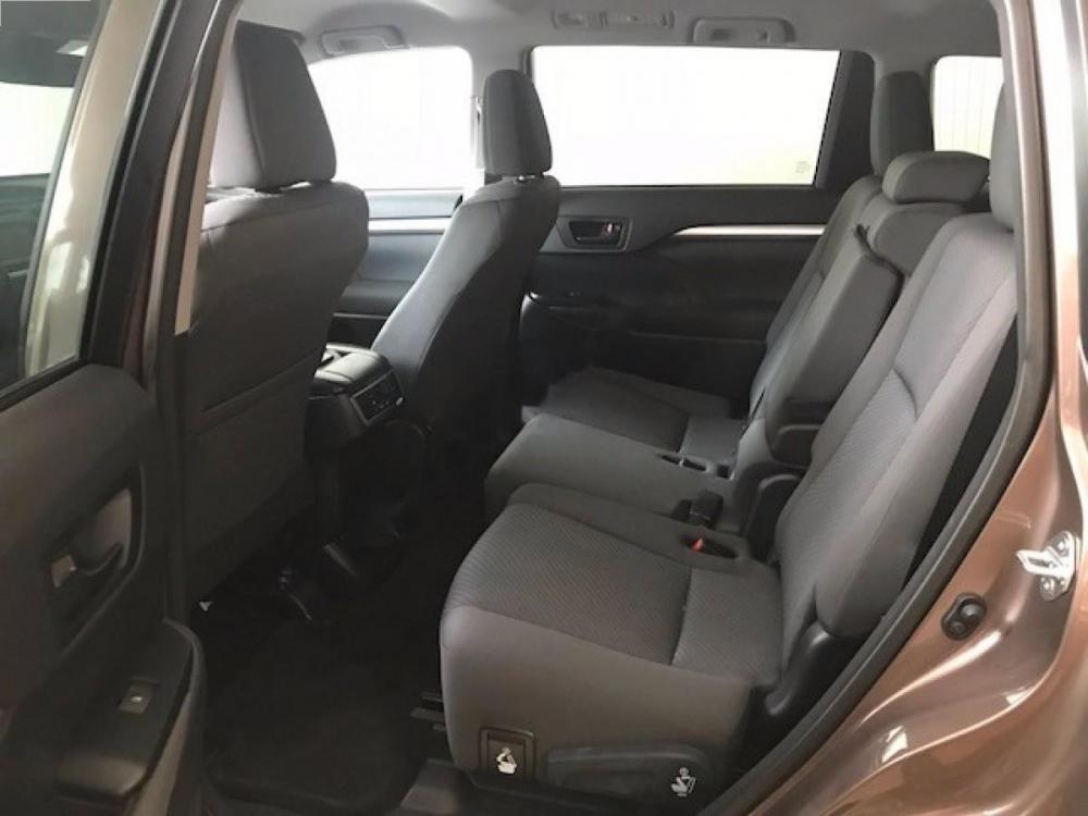 Toyota Highlander LE 2.7 2017 - Bán ô tô Toyota Highlander LE 2.7 2017, màu nâu, nhập khẩu