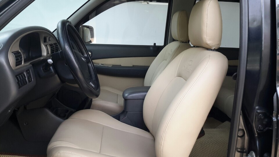 Ford Everest 2005 - Bán Ford Everest 2005 - Xe zin, chính chủ, dư dùng