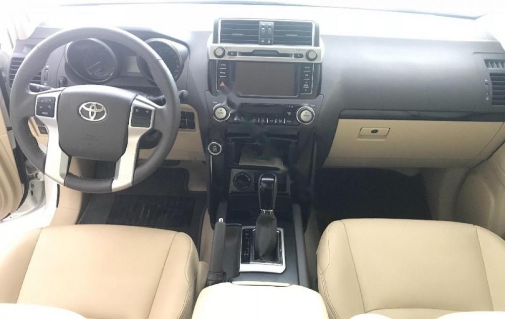 Toyota Prado 2.7 TXL 2017 - Bán Toyota Prado 2.7 TXL sản xuất năm 2017, màu trắng, xe nhập