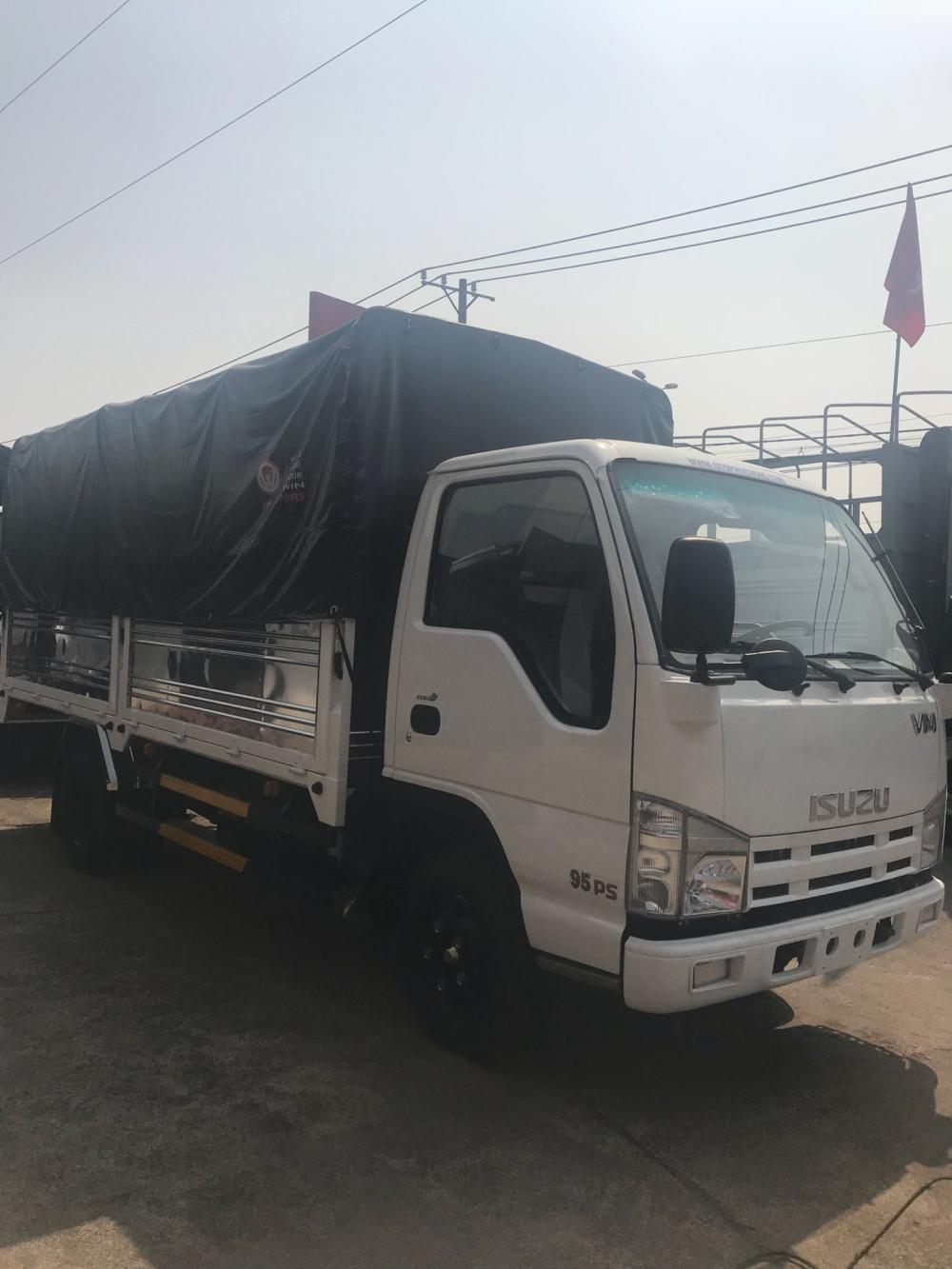 Isuzu 2018 - Xe tải Isuzu Vĩnh Phát Isuzu VM 3.49 tấn, thùng mui bạt dài 4.3 mét, giá tốt, hỗ trợ trả góp cao 80%